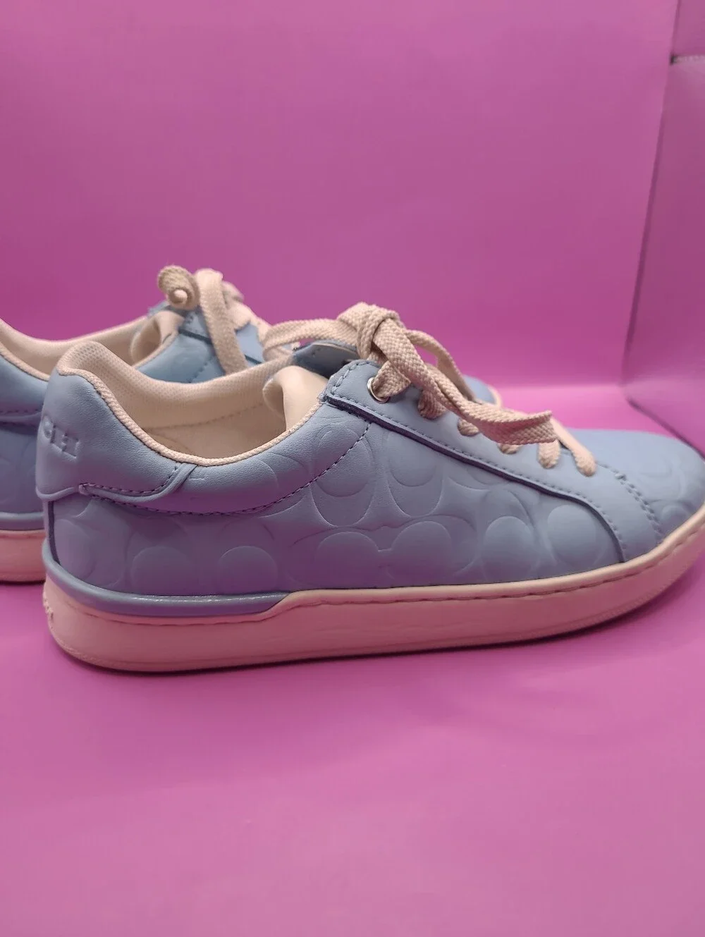 Coach Outlet Clip Low Top Sneaker In Signature Leather Blue Sz 5.5b